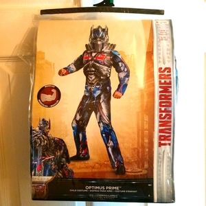 Halloween costume, size is 10-12